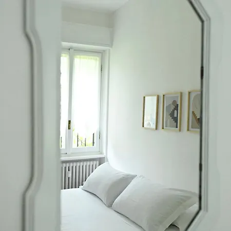 Elegante Ippodromo Διαμέρισμα Μιλάνο